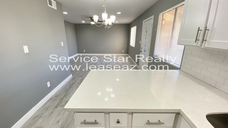 Cute Remodeled 2 bed 2 bath! property image