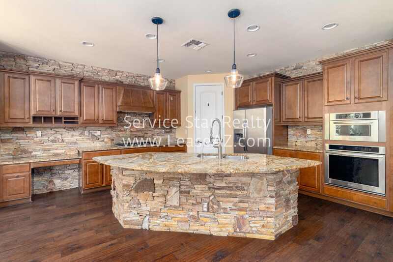 4 Bedroom, 2.5 Bath Custom Home in Fireside at Desert Ridge w/Pool! property image