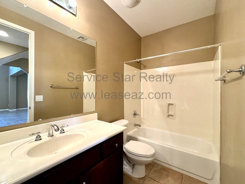 Fantastic 4BR/3BA in Phoenix! property image