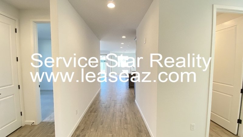 Beautiful Eastmark 3 Bedroom + Den! property image