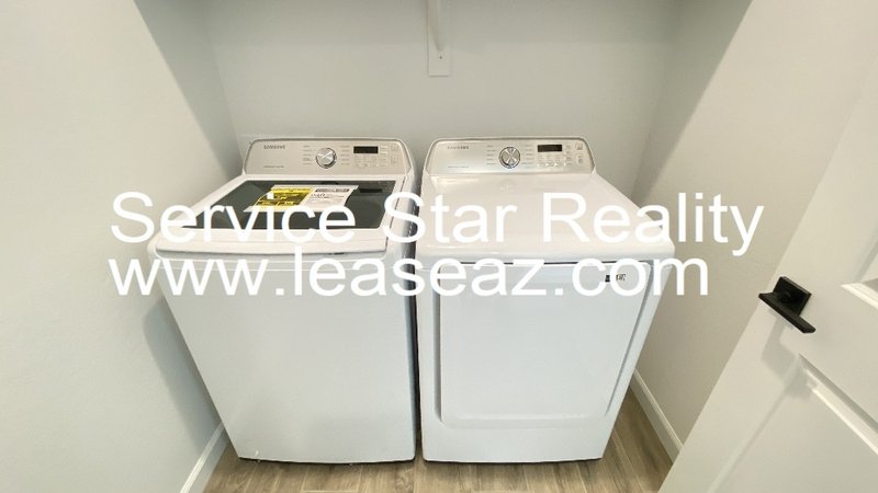 Beautiful Eastmark 3 Bedroom + Den! property image