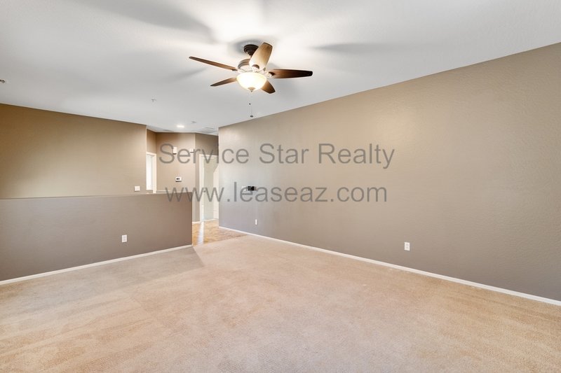 Spacious 4+2.5 Avondale property image