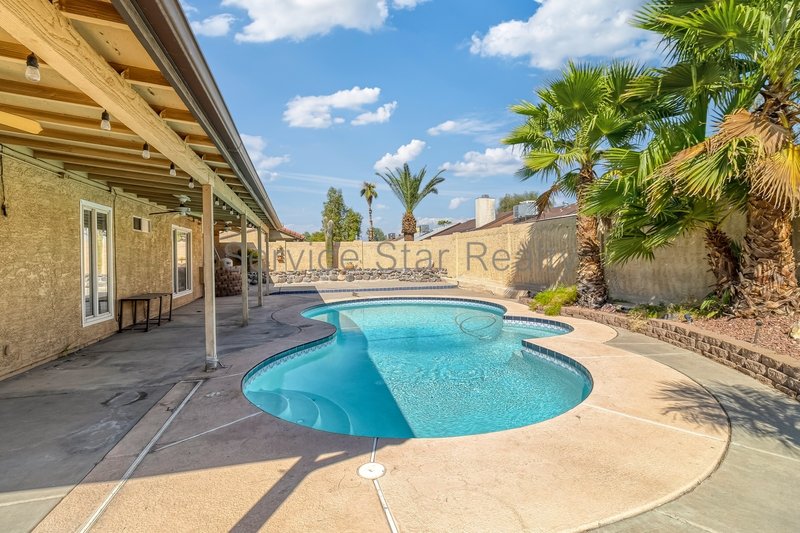 2-Bed, 1.5-Bath Home with Pool and Low-Maintenance Yard in Glendale property image