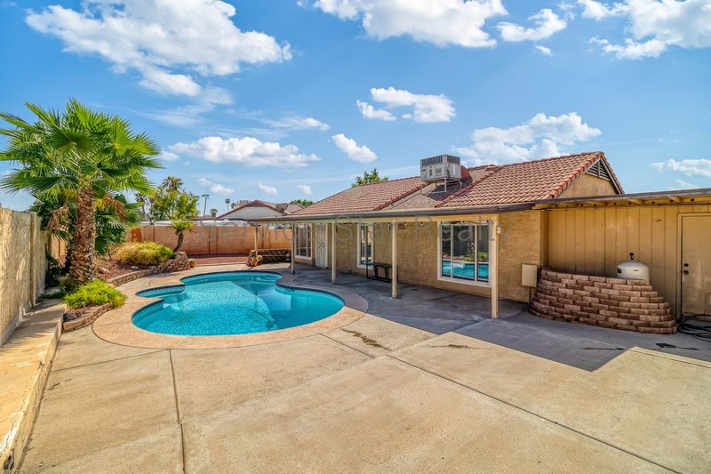 2-Bed, 1.5-Bath Home with Pool and Low-Maintenance Yard in Glendale property image