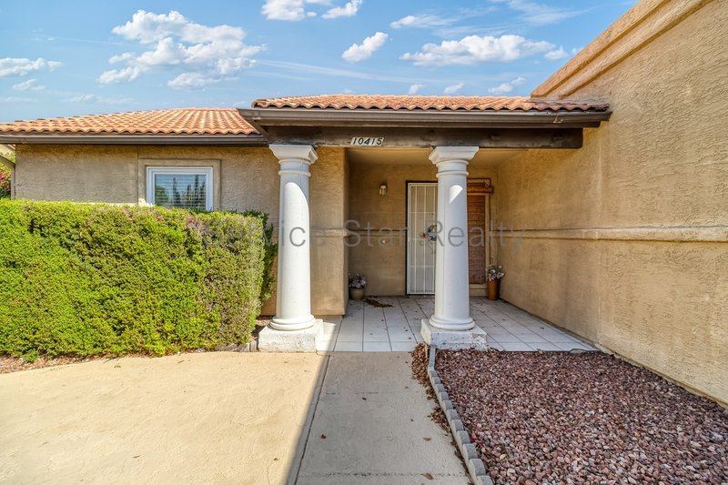 2-Bed, 1.5-Bath Home with Pool and Low-Maintenance Yard in Glendale property image