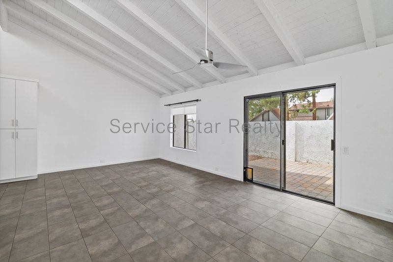 Charming 3-Bed, 2-Bath Townhouse with Private Patio in Phoenix property image