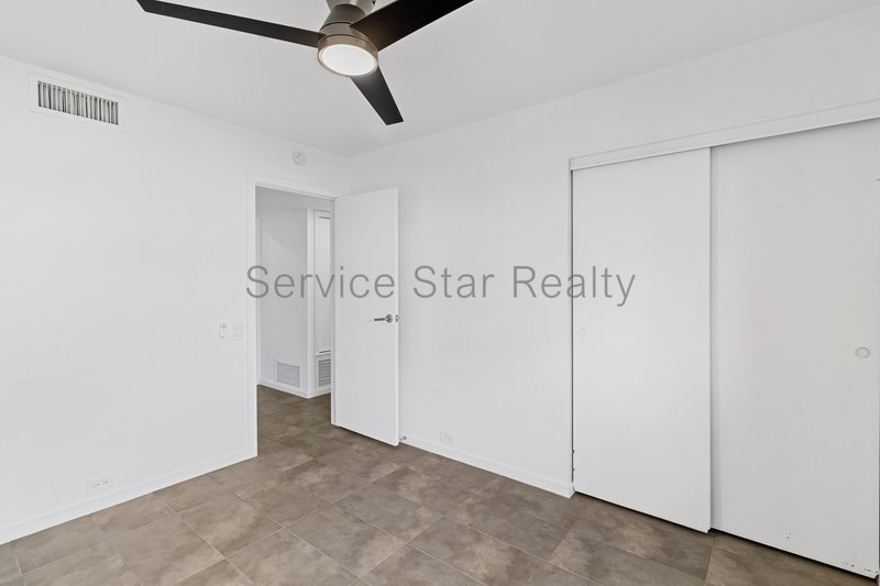 Charming 3-Bed, 2-Bath Townhouse with Private Patio in Phoenix property image