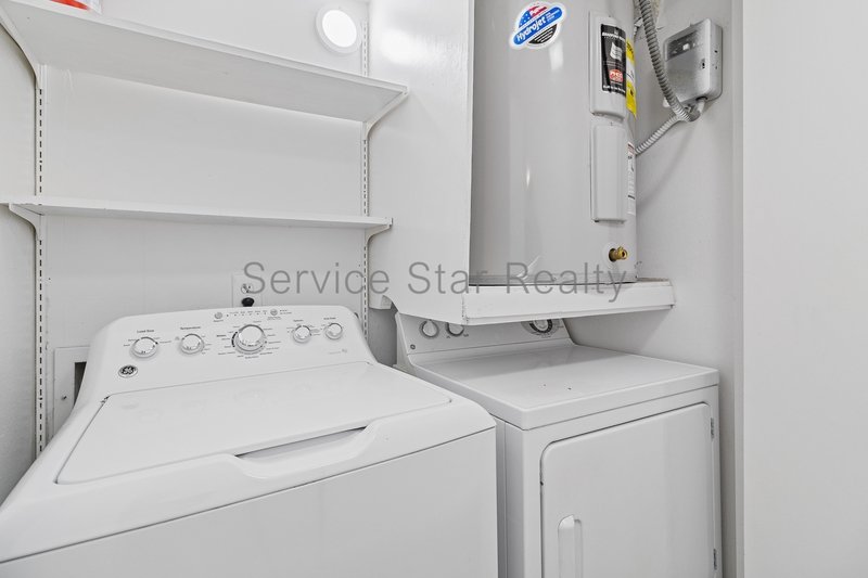 Charming 3-Bed, 2-Bath Townhouse with Private Patio in Phoenix property image