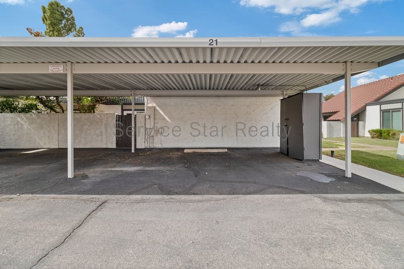 Charming 3-Bed, 2-Bath Townhouse with Private Patio in Phoenix property image