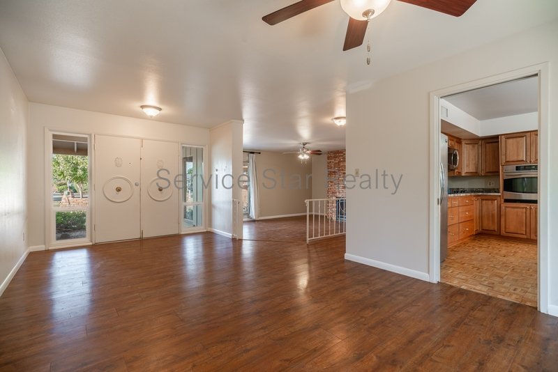 Charming 3-Bed, 2-Bath Home on Spacious Lot in Litchfield Park property image