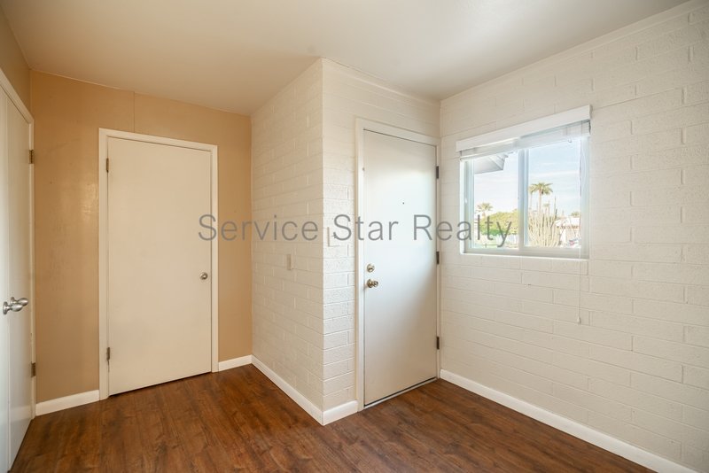 Charming 3-Bed, 2-Bath Home on Spacious Lot in Litchfield Park property image