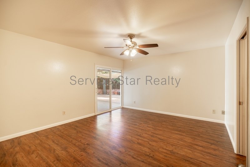 Charming 3-Bed, 2-Bath Home on Spacious Lot in Litchfield Park property image