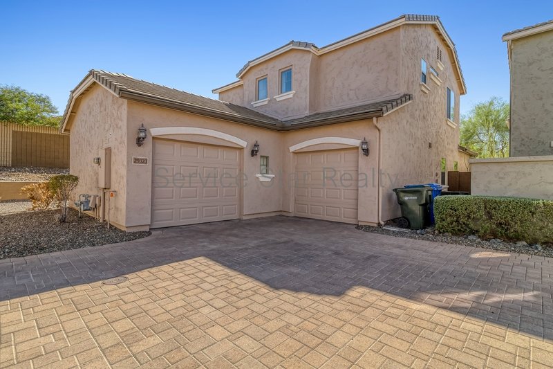 Beautiful 3BR/2.5BA in North Phoenix - Norterra! property image