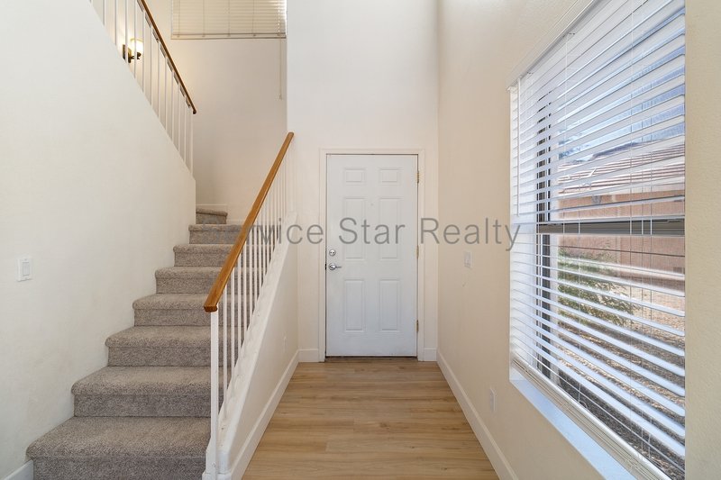 Fantastic 3BR/2.5BA in North Phoenix! property image