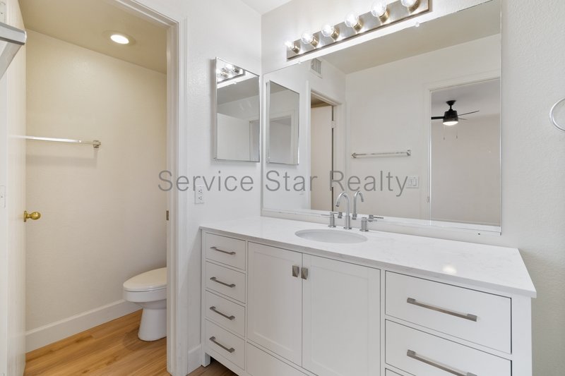 Fantastic 3BR/2.5BA in North Phoenix! property image