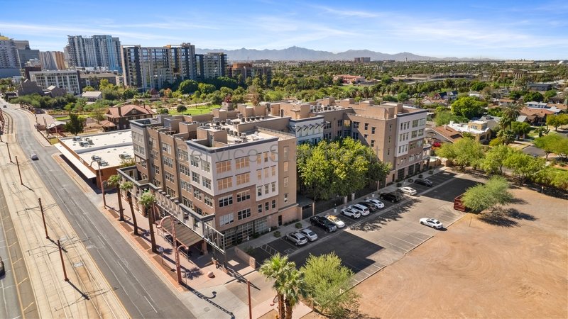 Fantastic Loft-Style Condo in Downtown Phoenix property image