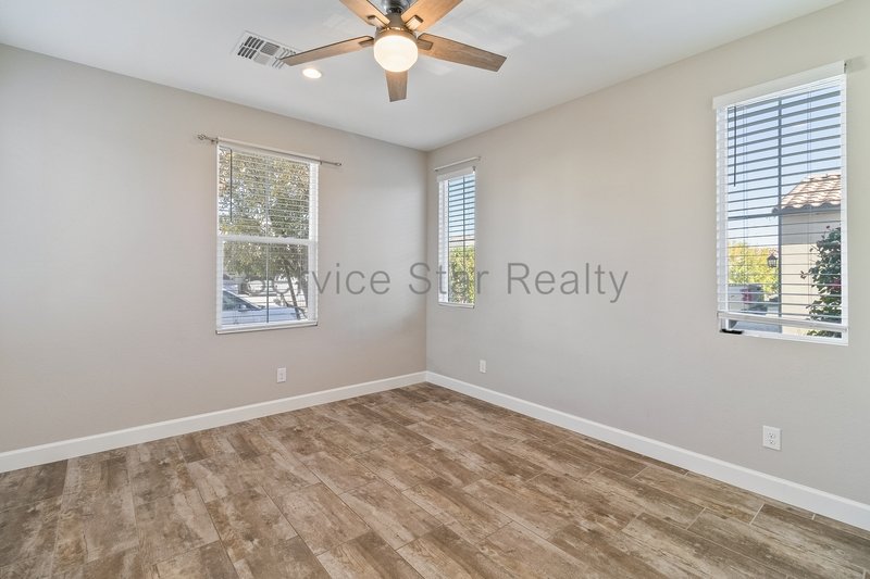 3BR/2.5BA GATED Sterling Grove  Surprise! property image