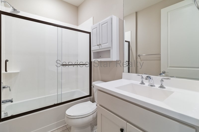 3BR/2.5BA GATED Sterling Grove  Surprise! property image