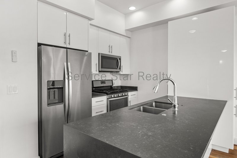 Modern 1-Bedroom Condo in the Heart of Scottsdale's Old Town property image