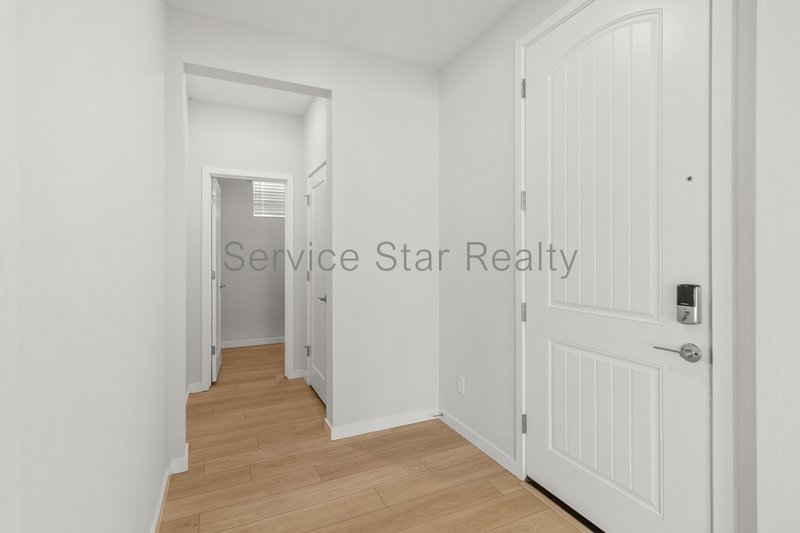 Gorgeous 3BR/2.5BA in Mesa! property image