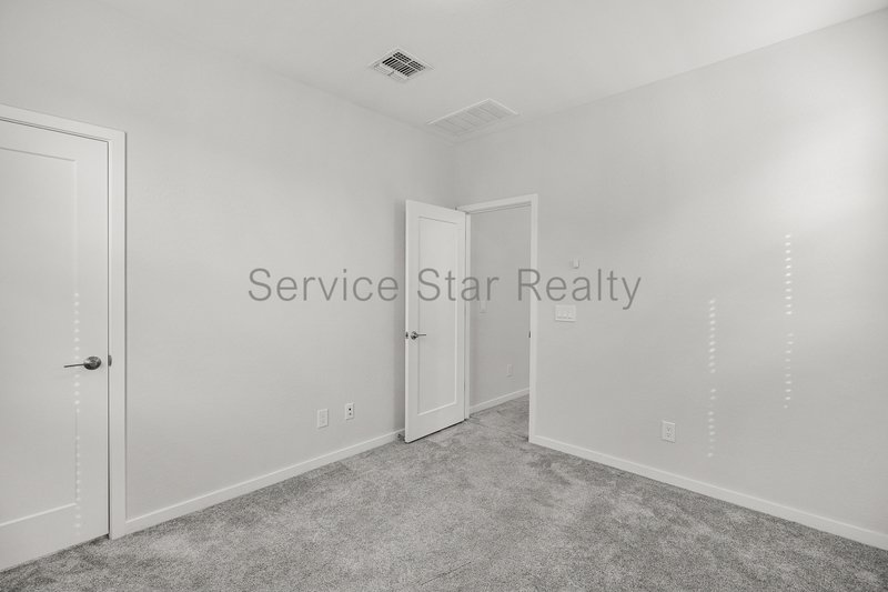 Gorgeous 3BR/2.5BA in Mesa! property image