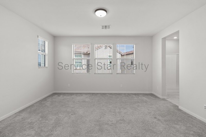 Gorgeous 3BR/2.5BA in Mesa! property image