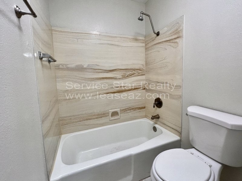 **MOVE IN SPECIAL -- 2 WEEKS FREE RENT!!** property image