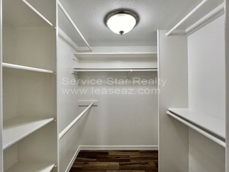 **MOVE IN SPECIAL -- 2 WEEKS FREE RENT!!** property image