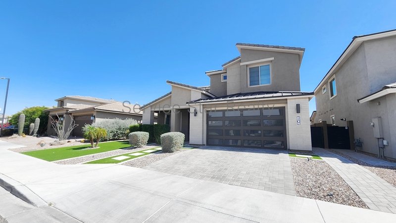 Stunning 5-Bed, 4.5 bath Beauty located in Sky Crossing North Phoenix! property image