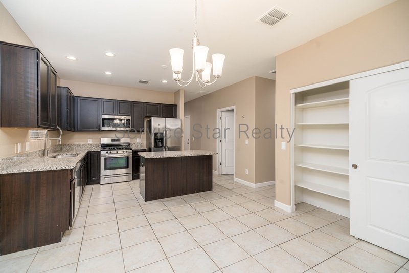 4 Bedroom + 2.5 Bath home in San Tan Heights! property image