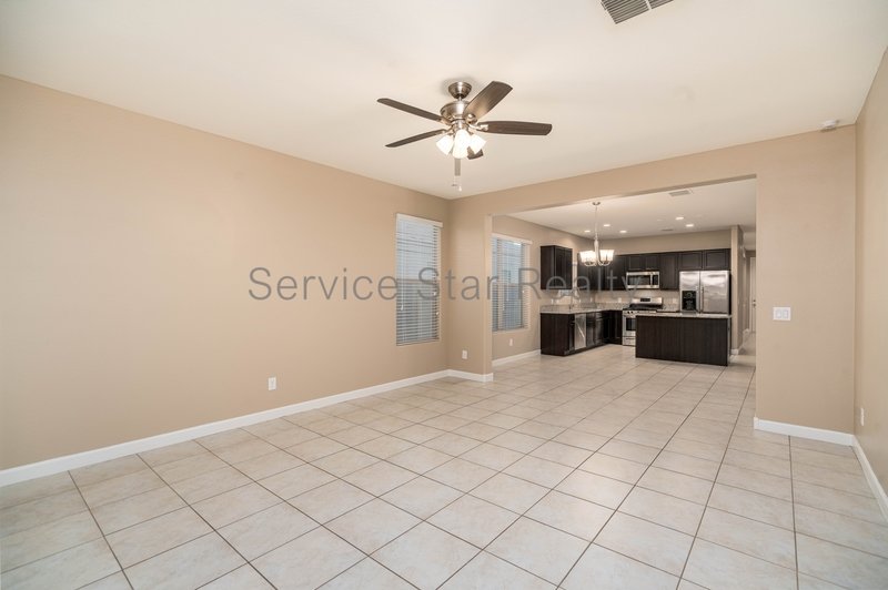 4 Bedroom + 2.5 Bath home in San Tan Heights! property image