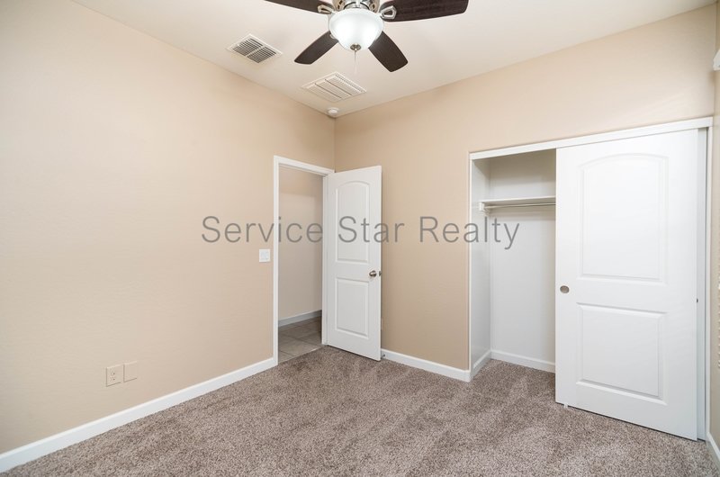 4 Bedroom + 2.5 Bath home in San Tan Heights! property image