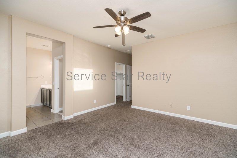 4 Bedroom + 2.5 Bath home in San Tan Heights! property image