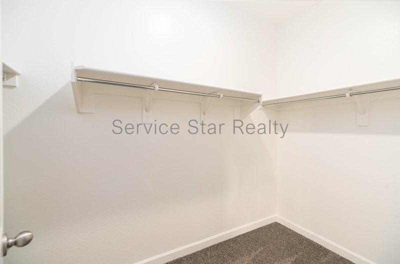 4 Bedroom + 2.5 Bath home in San Tan Heights! property image