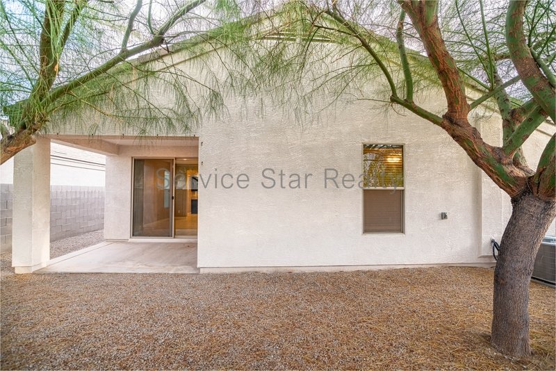 4 Bedroom + 2.5 Bath home in San Tan Heights! property image