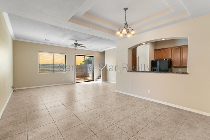 Modern 4-Bed Home in Near Arcadia & Tempe property image