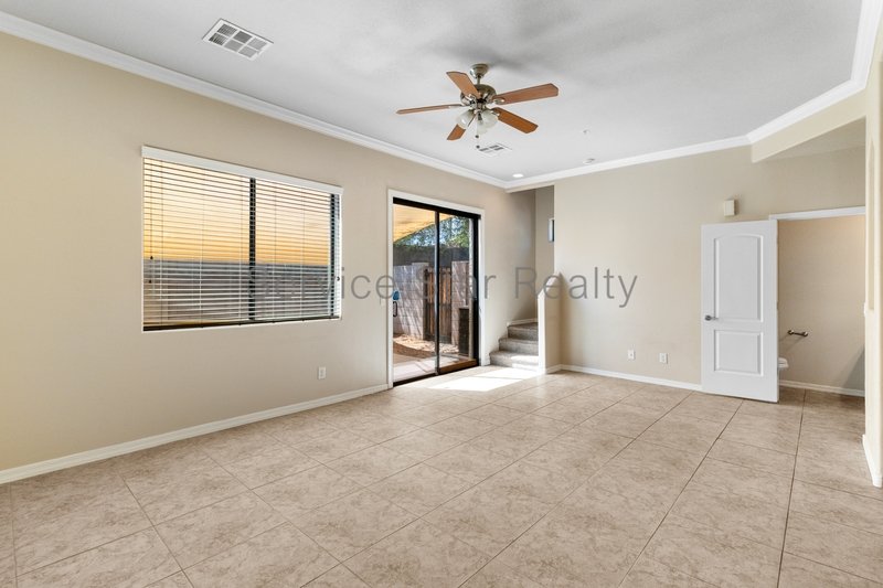 Modern 4-Bed Home in Near Arcadia & Tempe property image