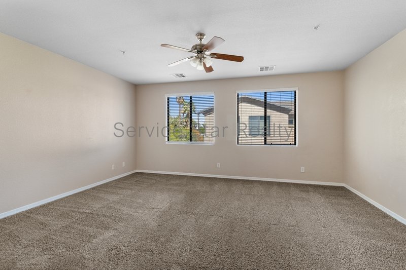 Modern 4-Bed Home in Near Arcadia & Tempe property image