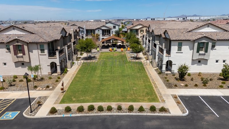 Beautiful Modern Three bedroom Townhome in Eastmark Towns! property image