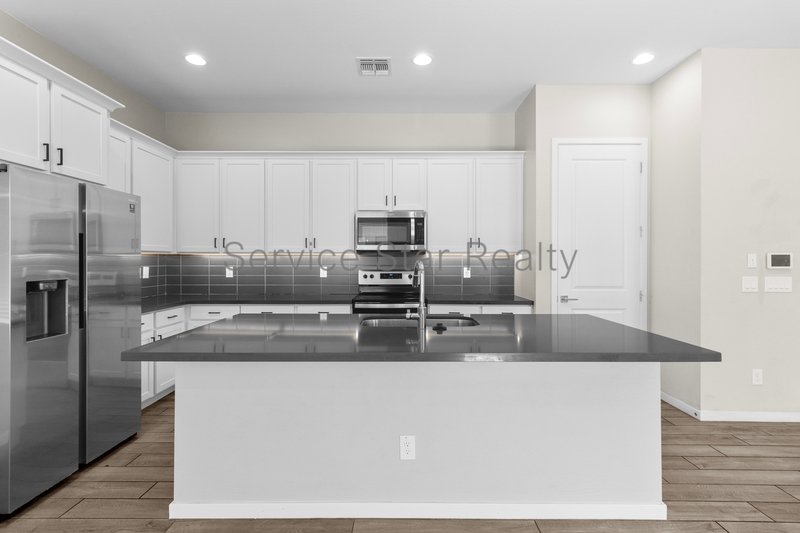 GATED Tempe Townhome - 3Bed/2.5Bath property image