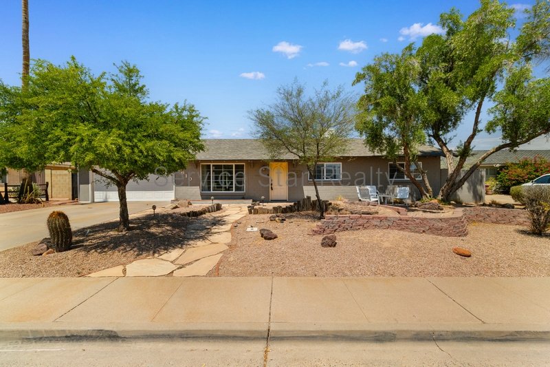 Beautiful 3BR/2BA Ranch-Style Home in Scottsdale! property image