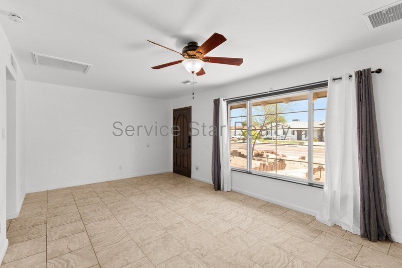 Beautiful 3BR/2BA Ranch-Style Home in Scottsdale! property image