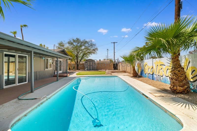 Beautiful 3BR/2BA Ranch-Style Home in Scottsdale! property image