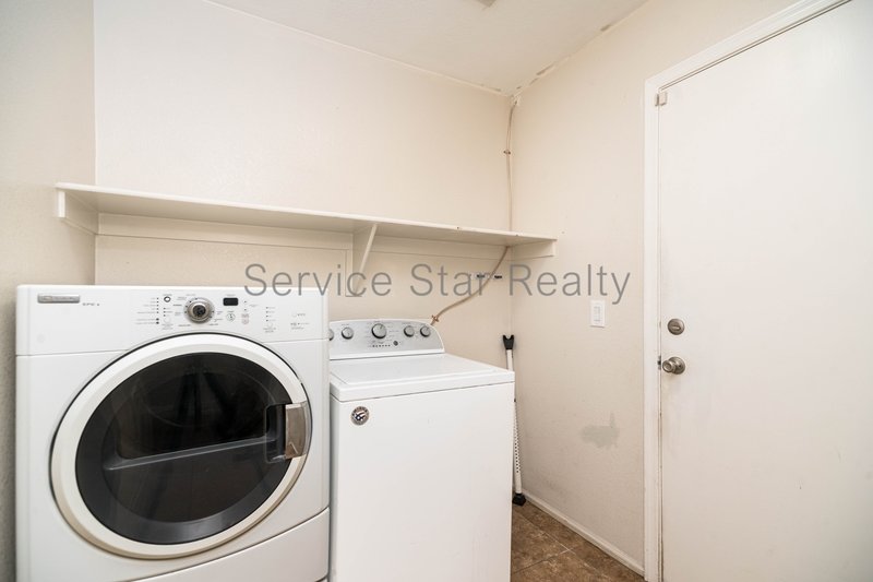 $750 OFF!! 4-Bedroom, 2.5 bathroom Home in Dynamite Mountain Ranch property image