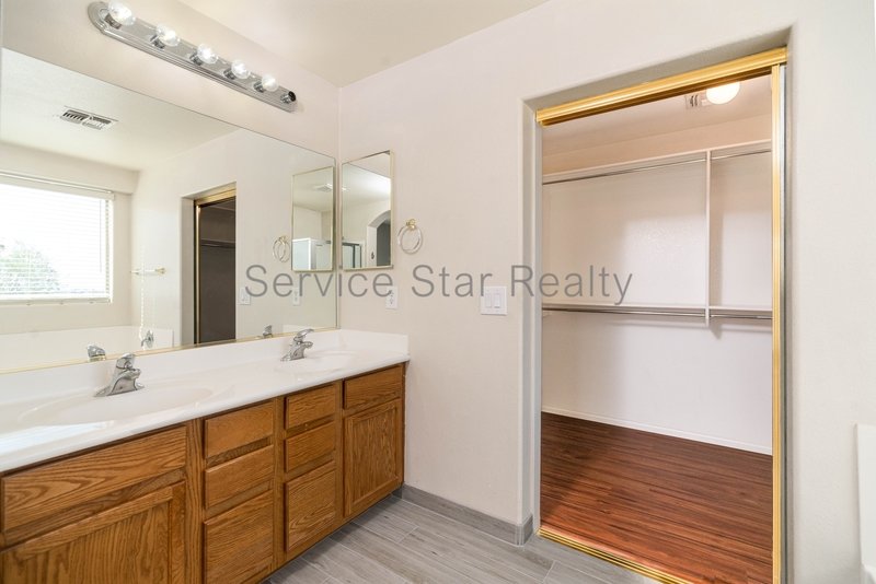 $750 OFF!! 4-Bedroom, 2.5 bathroom Home in Dynamite Mountain Ranch property image