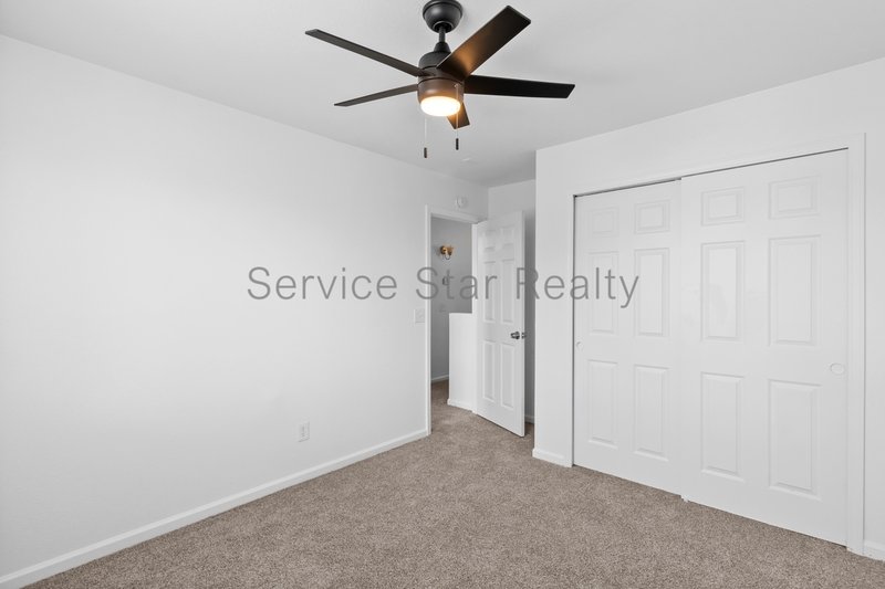 Fantastic 3Bed/2.5Bath in Central Surprise! property image