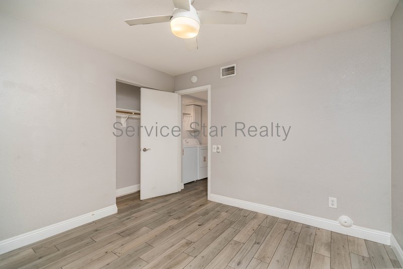 Ahwatukee Three Bedroom in Keystone property image