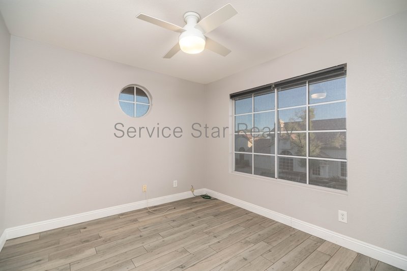 Ahwatukee Three Bedroom in Keystone property image