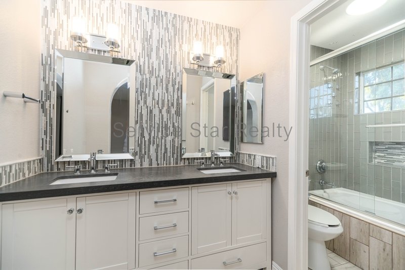 Ahwatukee Three Bedroom in Keystone property image