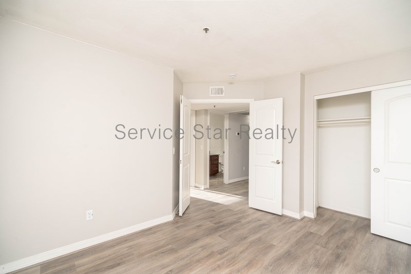 Bright & Stylish 2-Bed Condo in the Heart of Biltmore/Arcadia Lite! property image